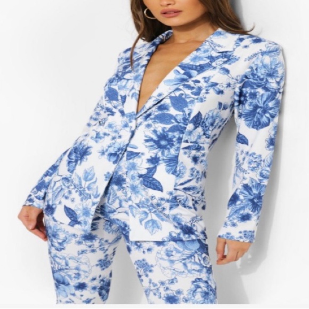 NWT floral blazer